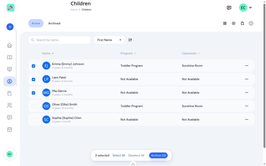 Children list with three children selected and a floating Archive action bar