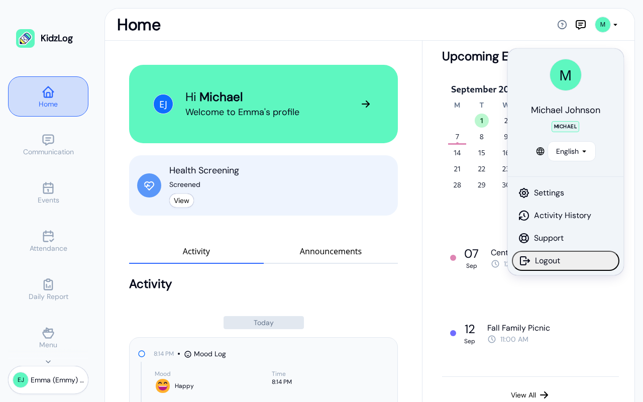 Profile dropdown showing user name, role badge, language switcher, and menu options